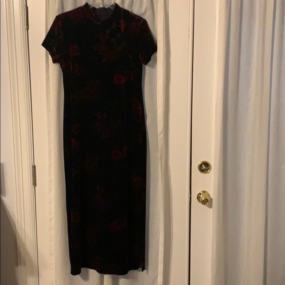 Beautiful holiday velvet dress